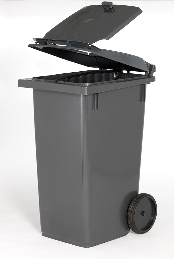 Grå affaldsbeholder med låg-i-låg-løsning, hvor det øverste låg er åbent, og det indvendige låg kan åbnes fra begge sider. Designet gør det lettere at smide affald i beholderen uden at skulle vende den på tømmedagen.