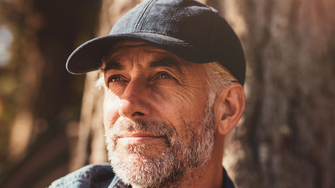 Portrætfoto af voksen mand