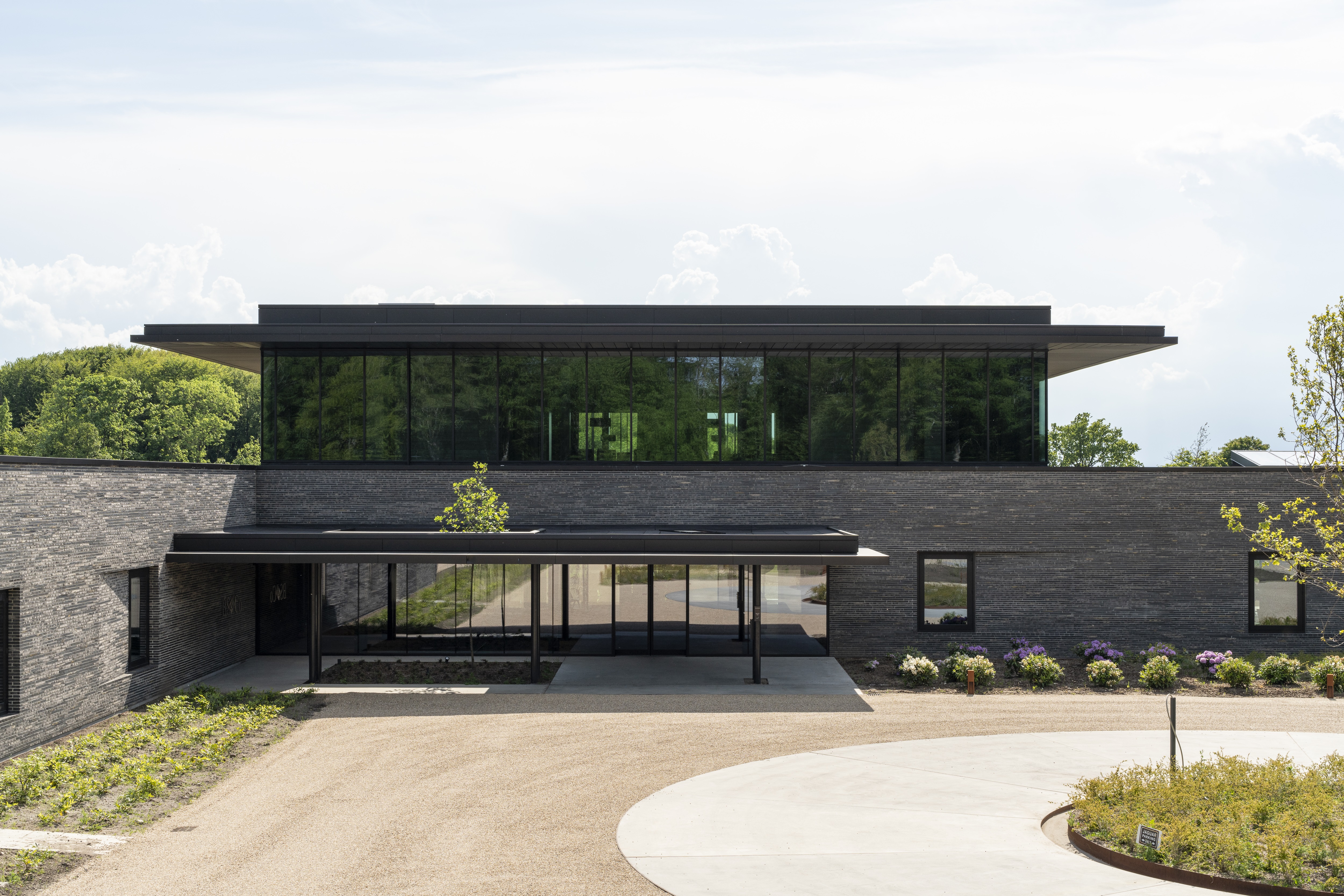 Indgangsområde til erhvervsdomicilet på Tabletvej i Vejle