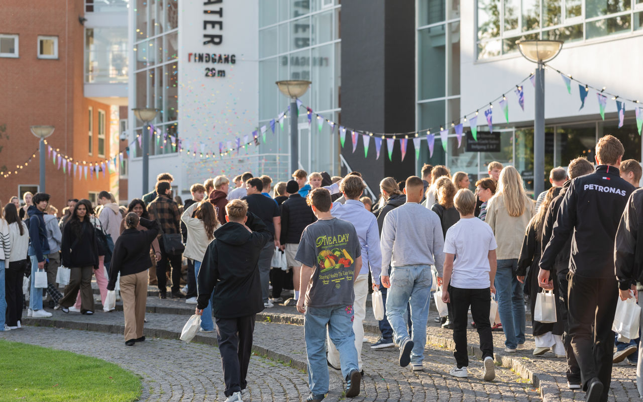 Vestfest unge i Byparken i Vejle