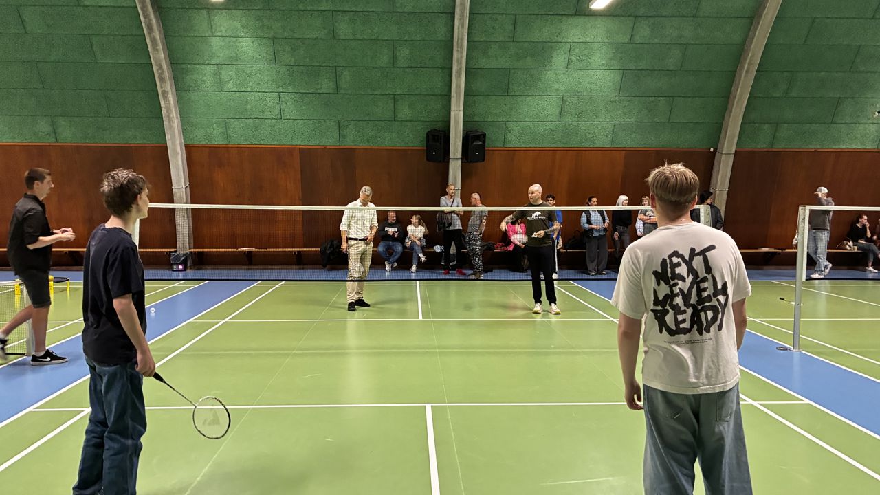 Badminton i Den Sociale Sportscafé