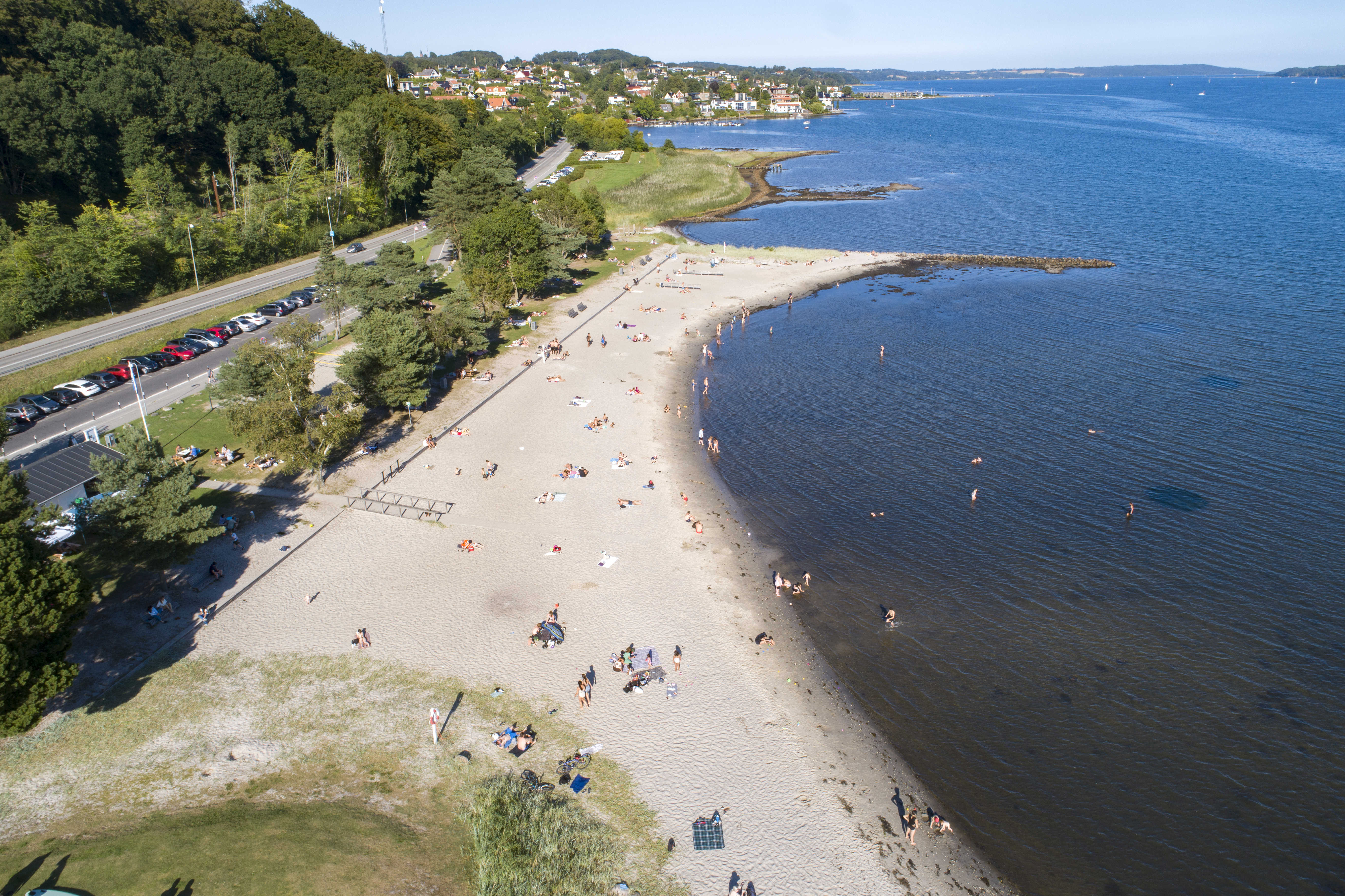 Albuen Strand fra oven
