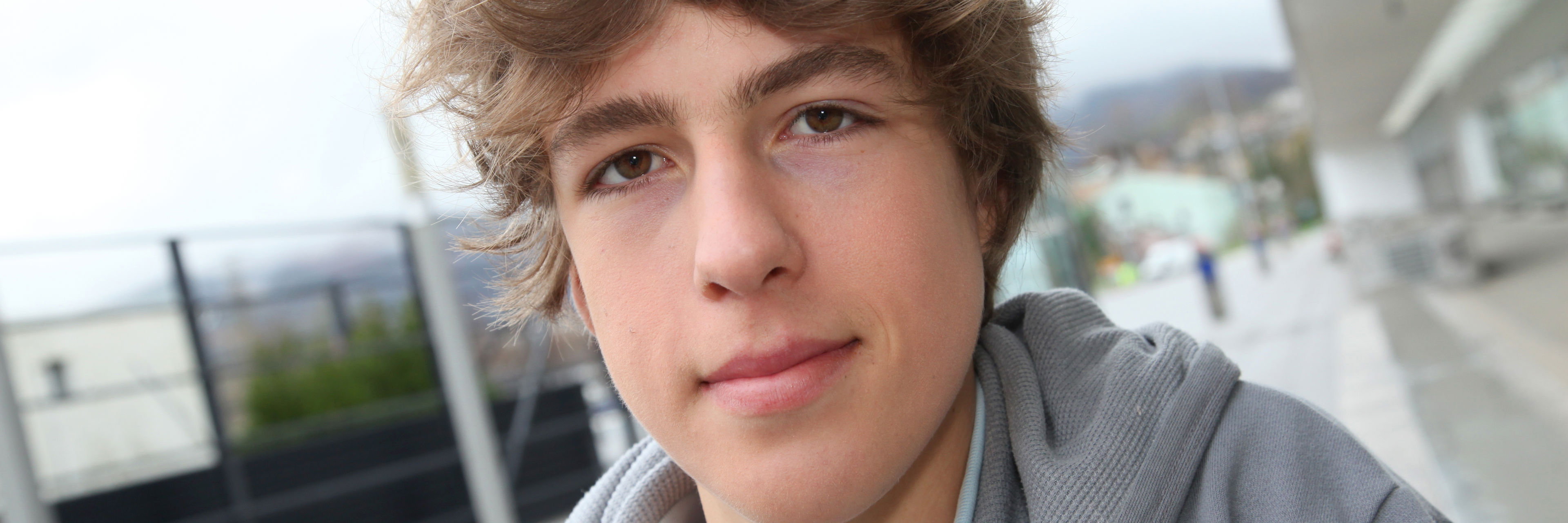 Portræt af ung mand