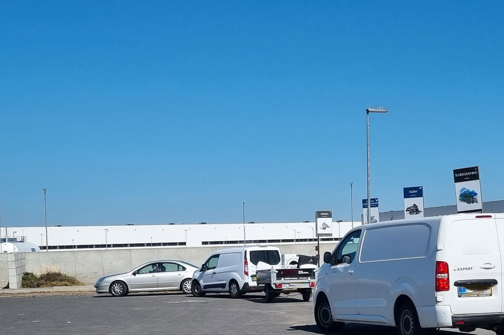 Erhvervsbiler på genbrugspladsen i Vejle